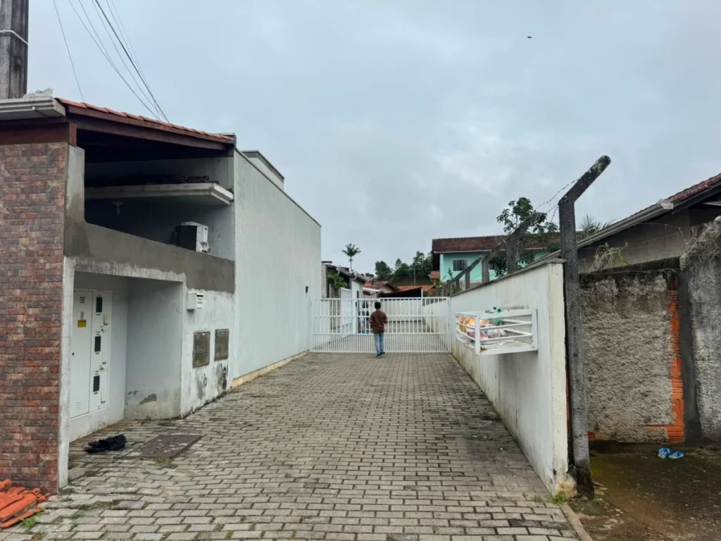 Casa com 2 quartos no são Cristóvão