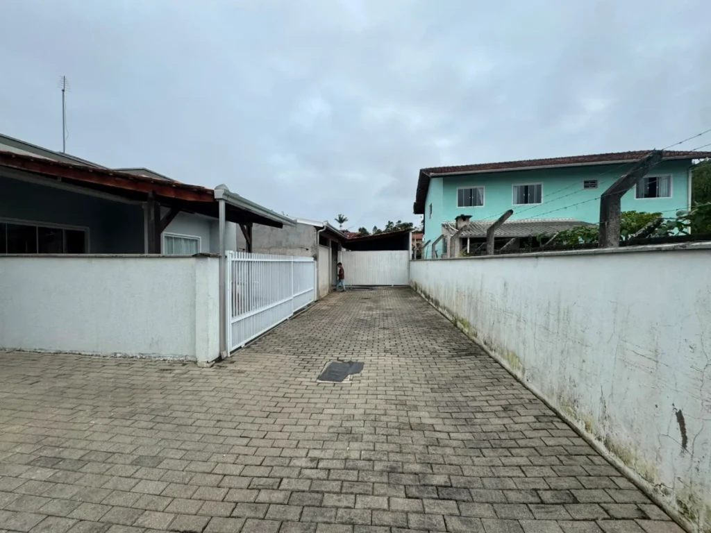 Casa com 2 quartos no são Cristóvão