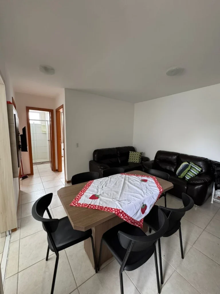 APARTAMENTO MOBILIADO À VENDA | BALNEÁRIO PIÇARRAS/SC