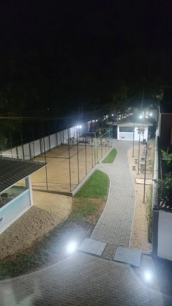 APARTAMENTO MOBILIADO À VENDA | BALNEÁRIO PIÇARRAS/SC